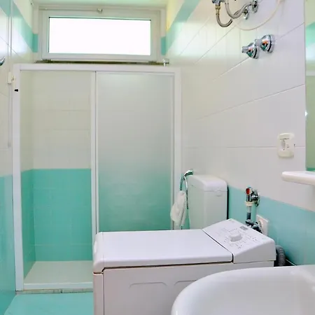 شقة Luminous Beachside Flat - Beahost