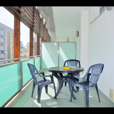 Luminous Beachside Flat-beahost * 비비오네