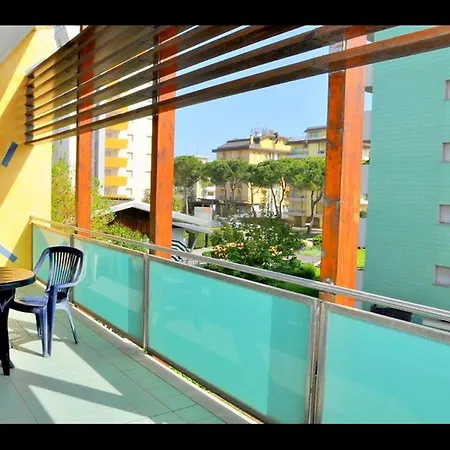 Lejlighed Luminous Beachside Flat-beahost