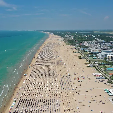 Lejlighed Luminous Beachside Flat-beahost Bibione