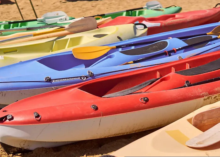 Luminous Beachside Flat-beahost *